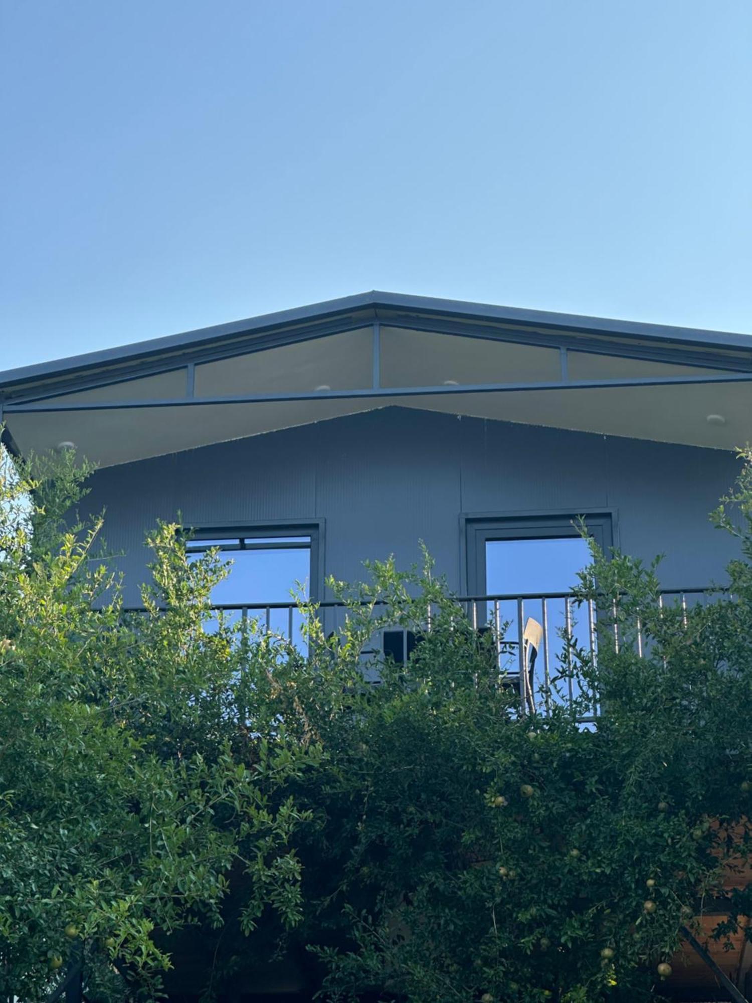 שקודר Lake Escape Villa Shiroke מראה חיצוני תמונה