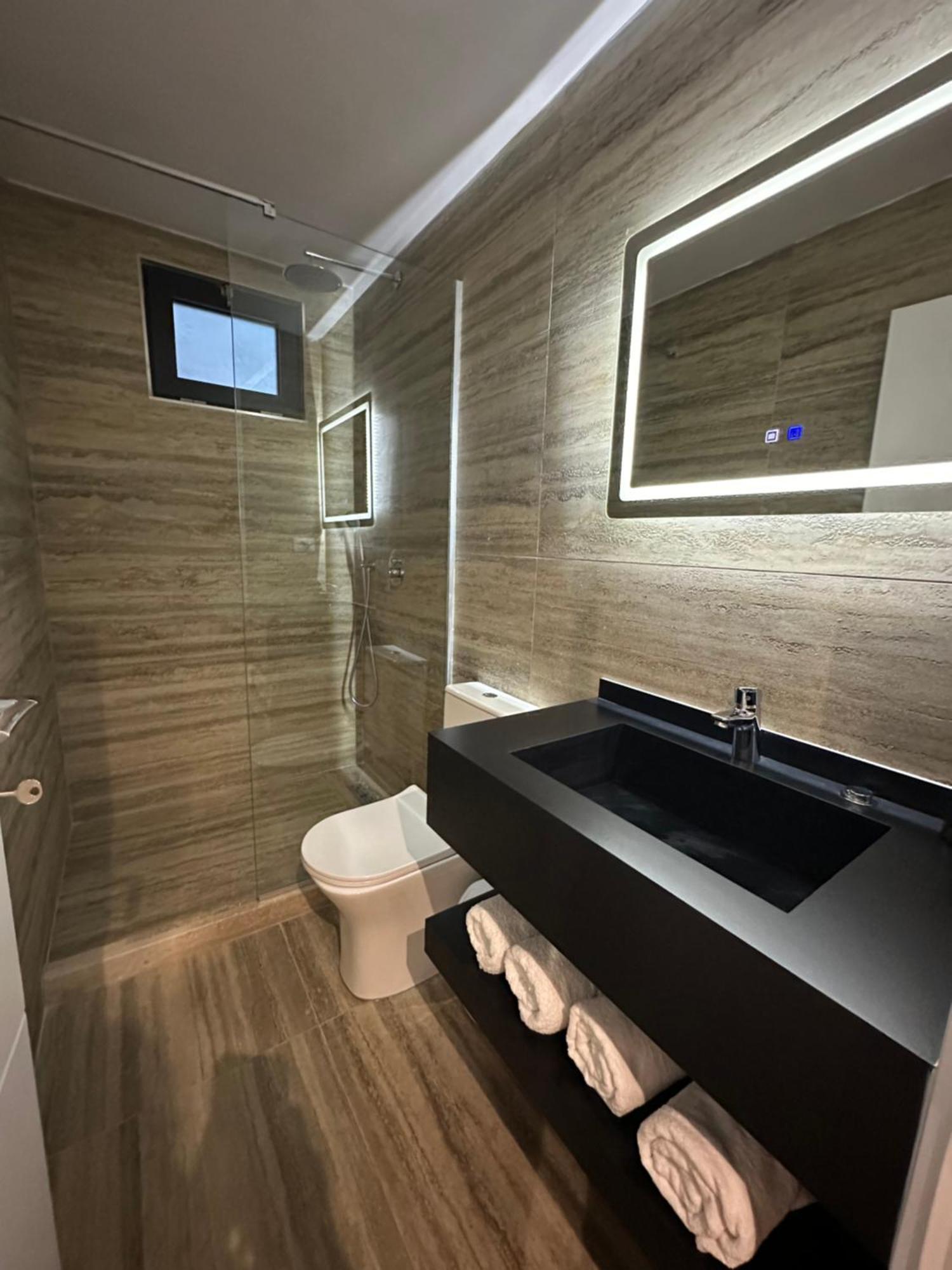 שקודר Lake Escape Villa Shiroke מראה חיצוני תמונה